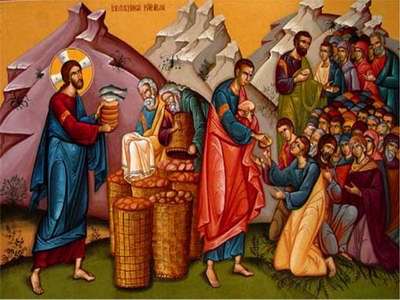 Как Иисус пятью хлебами толпу верующих накормил