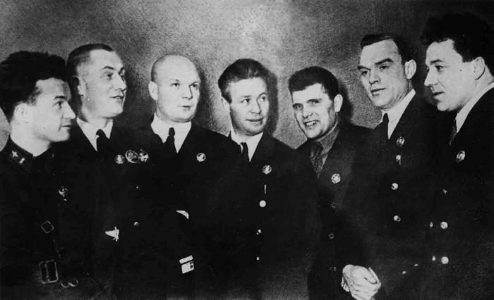 Первые герои Советского Союза